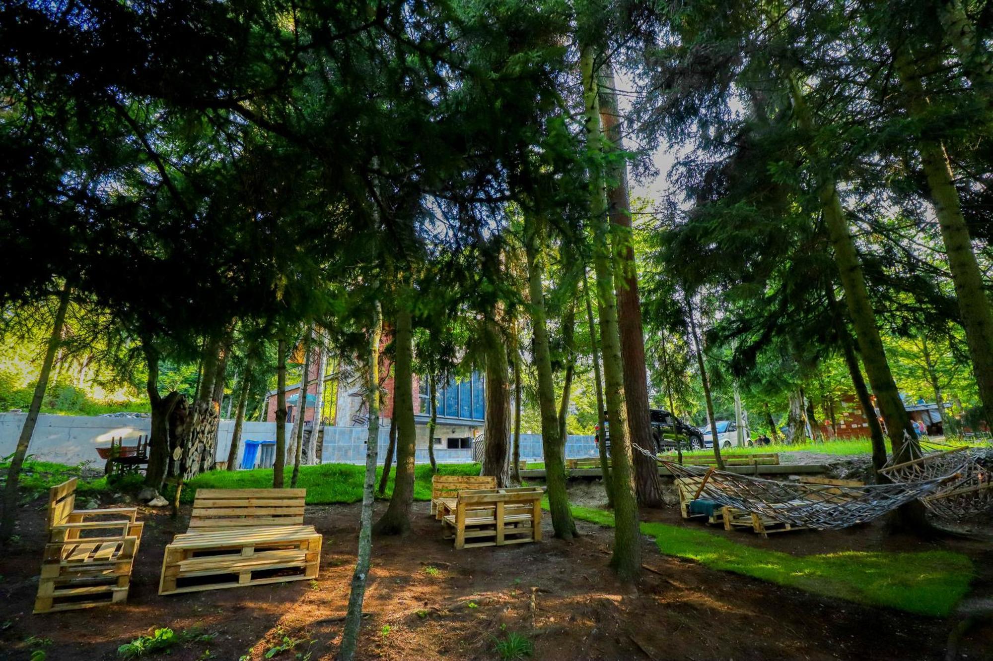 Hotel Evergreen 博尔若米 外观 照片