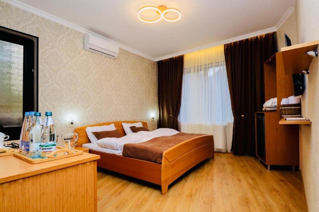 Hotel Evergreen 博尔若米 外观 照片